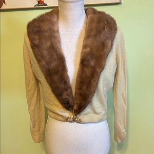 Vintage mink collared sweater in EUC